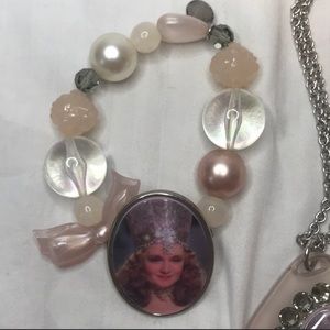 Tarina Tarantino - Wizard of Oz bracelet